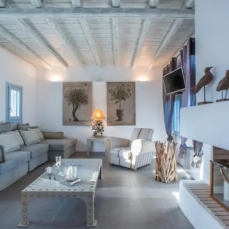 Villa Paros Sleeps 13 Pool Air Con Wifi Parikia (Paros)