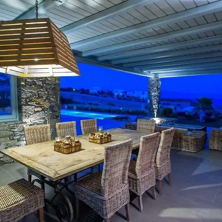 Paros Sleeps 13 Pool Air Con Wifi * Parikia (Paros)